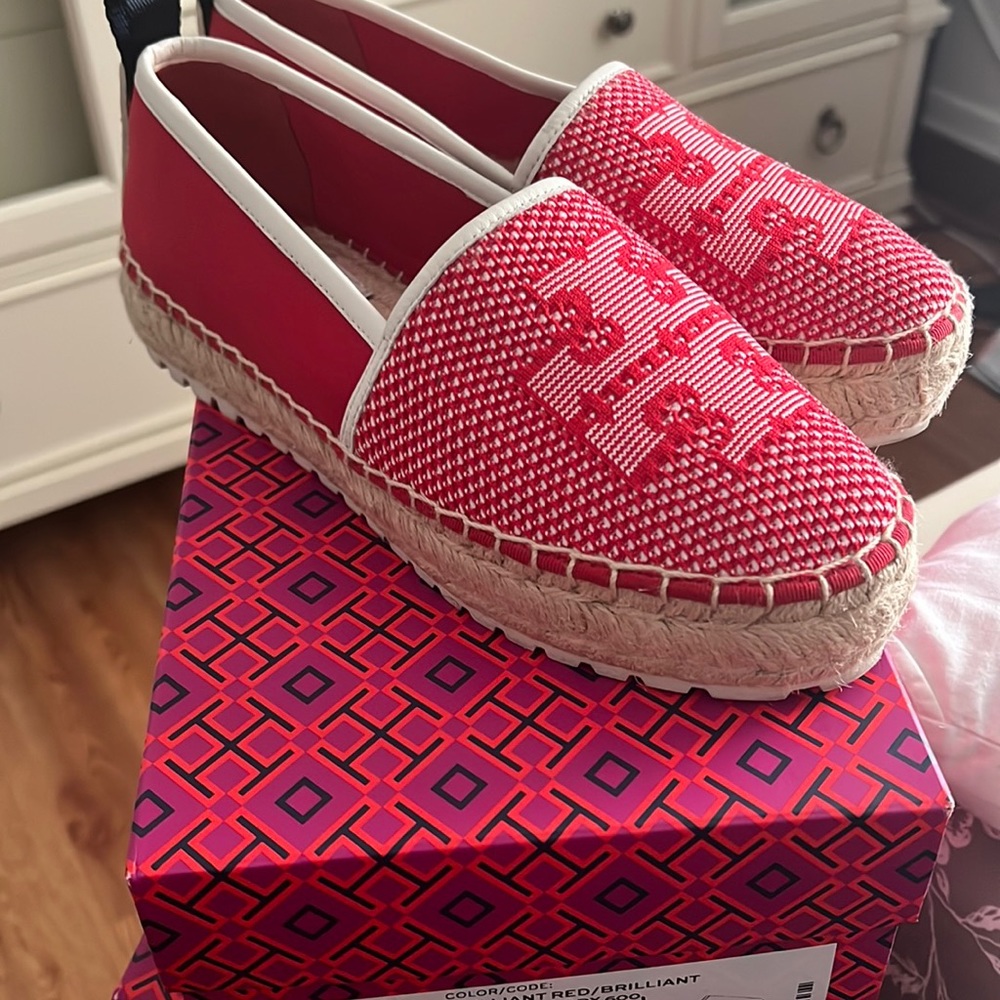 Tory Burch Espadrille 8 great condition
